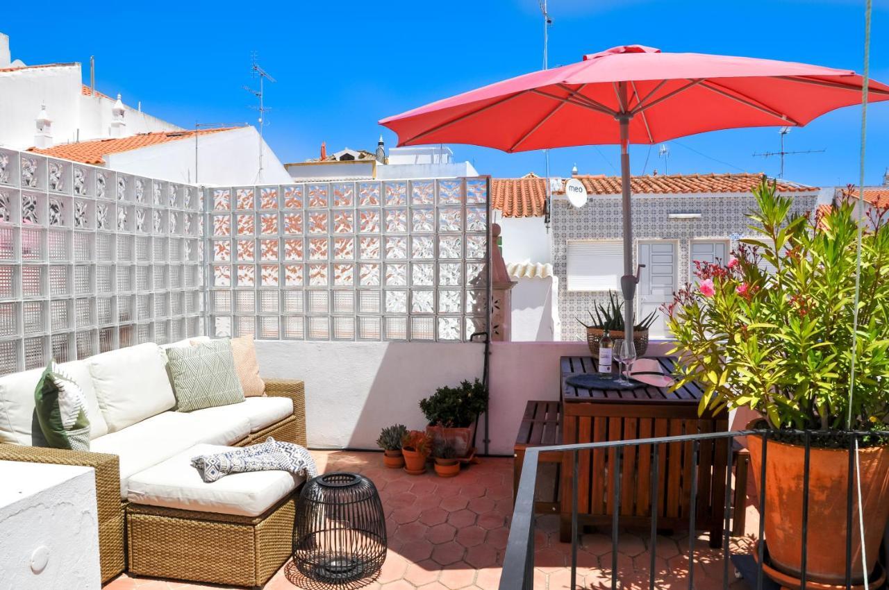 Lovelystay - Casa Salto - Charming Townhouse With Large Terrace Tavira Kültér fotó